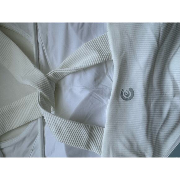 NWT Johnny Was Calme Endurance Cross Back Tank Top in White Sz M - Picture 4 of 6